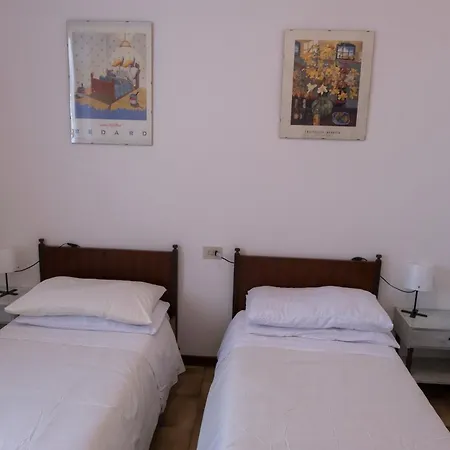Bed and breakfast Casa Cedrus *