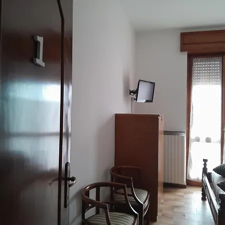 Bed and breakfast Casa Cedrus *