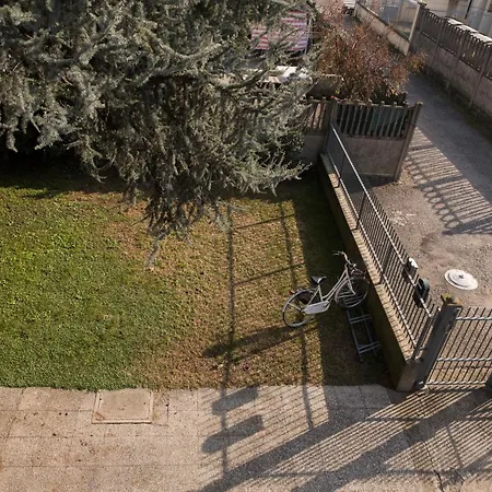 Casa Cedrus Bed & Breakfast *