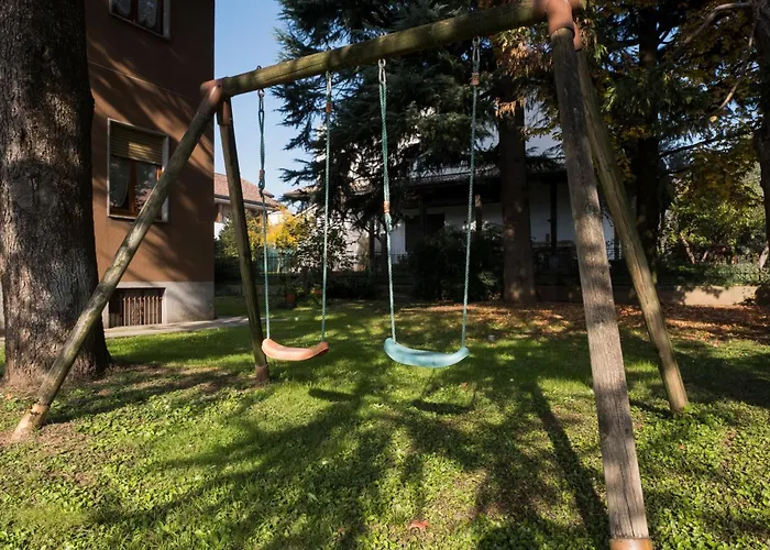 Alojamento de Acomodação e Pequeno-almoço Casa Cedrus