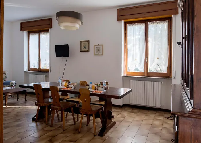 Alojamento de Acomodação e Pequeno-almoço Casa Cedrus *