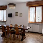 Couette-café Casa Cedrus *